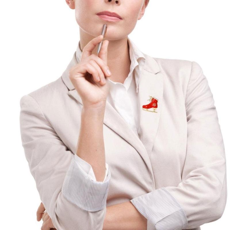 Ski Ice Skate Shoe Brooches Unisex Pins for Winter Sports Enthusiasts Casual Party Accessories