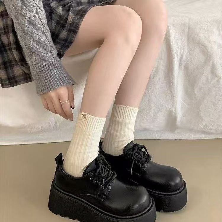 Muffin platform small leather shoes women's 2025 autumn and winter new white British style round head lace-up versatile Japanese single shoes