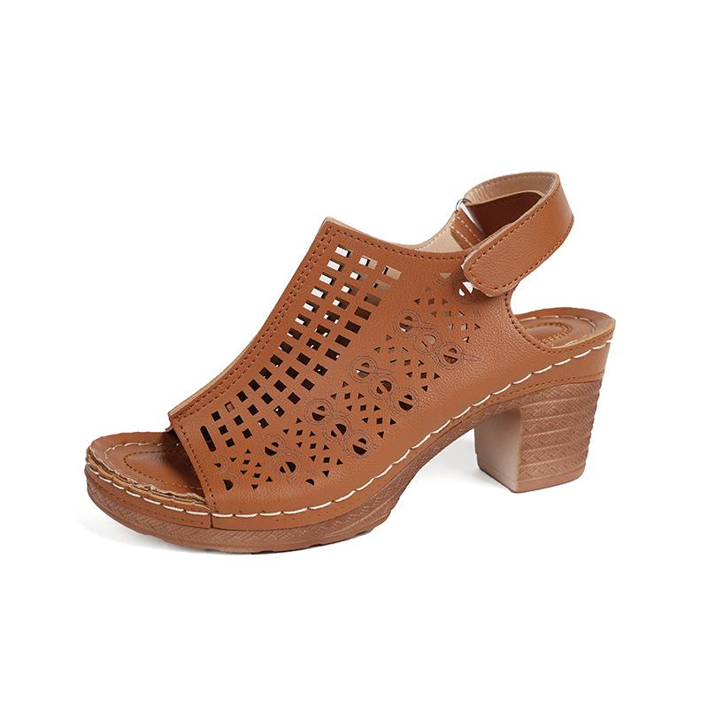 

Summer 22 Sweet Velcro Sandals Large Size Height Increasing Coarse Heel Hollow Shoes Beach Shoes 43 темно-коричневого кольору