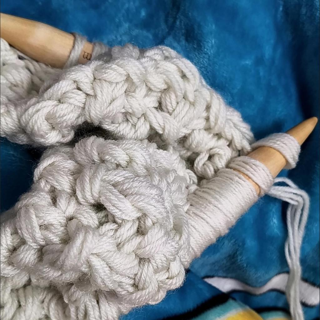 Set von 3 Jumbo-Rundstricknadeln mit Strickstrickhäkeln Reihe Nähen und Wandteppich Extra Dicke Rundstricknadeln (15mm, 20mm, 25mm)