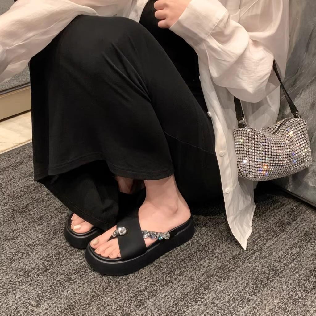 

Cool slippers women s summer wear fashion new rhinestone high-end platform sandals toe non-slip beach shoes 40 чорний