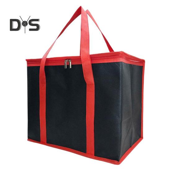 

Ізольована термосумка 35 л, велика місткість, охолоджувач, блискавка, широкий ремінь, сумка для зберігання їжі для пляжної риболовлі, походів 1pc чорний/червоний