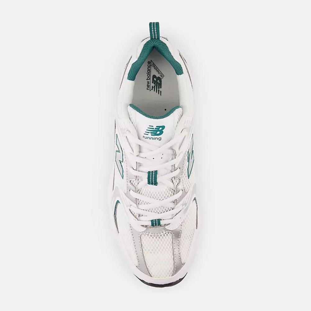 Sneakers New Balance White Version 530