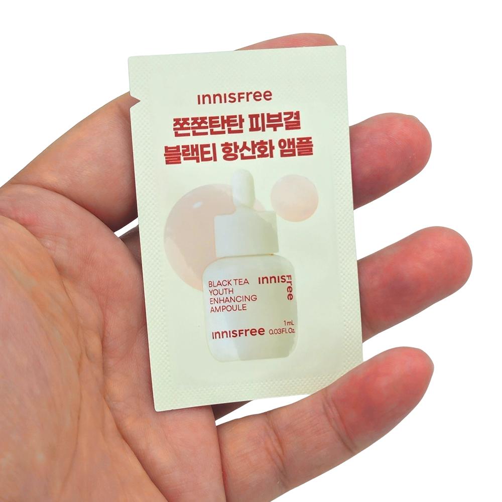 60pcs/60ml_[INNISFREE] Black Tea Youth Enhancing Ampoule 1ml (Sample Sachet)