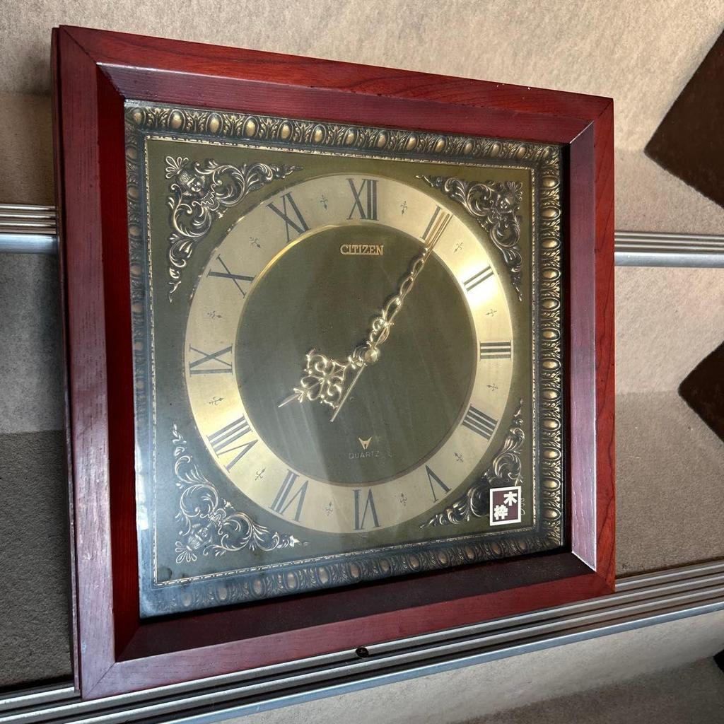 Used Malfunction CITIZEN Quartz Wall Clock Wooden Frame Retro