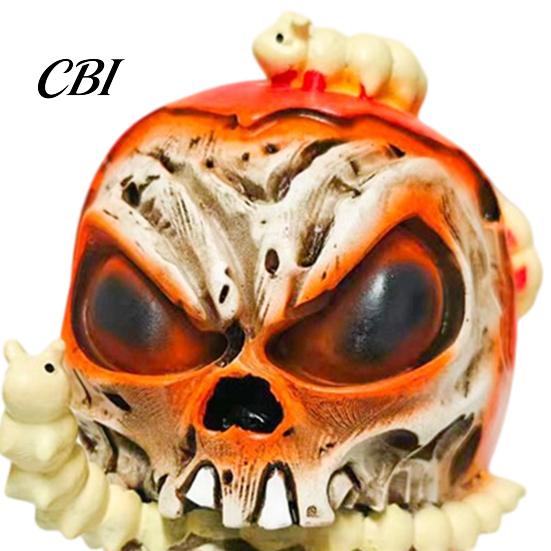 Unique Halloween Gift for Collectors Skull Apples Resin Statue, Gothic Spooky Decor with Niche Horror Collection Pieces Worm, Prop Party Haunted