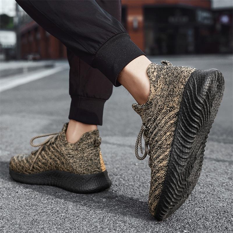 Large Size Fashionable Breathable Lightweight Sports Flying Mesh Shoes Outdoor Hiking Shoes Socks Shoes Sports Casual Men's Shoes