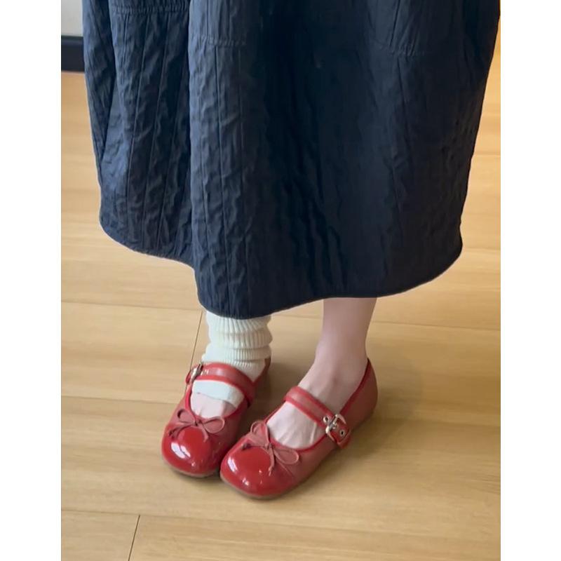 Pantofi Mary Jane cu nasturi și nasturi, model francez, cu nasturi, talpă plată, pentru copii, 2025, pantofi roșii noi, cu un singur picior