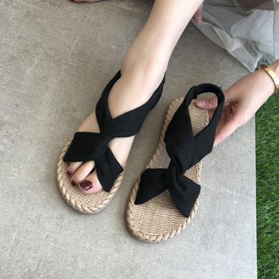 2025 NUEVAS Chanclas Mujer Verano Damas Moda Verano Color Sólido Tejido Elástico Cara Punta Abierta Tejido de Hierba Zapatos Mujer