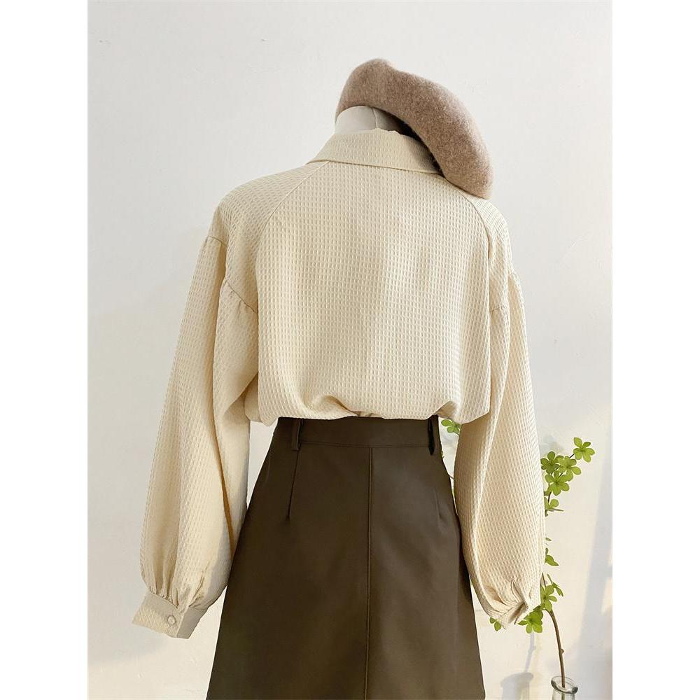 Waffle Lantern Sleeve Shirt for Women with a Niche Design Loose French Retro Chic Doll Collar Long Sleeved Top