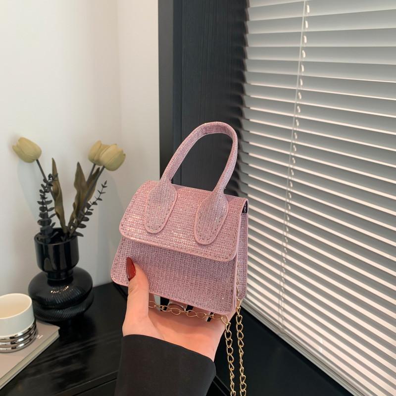 Fashionable Trendy Women's Shoulder Bag 2024 Stylish Simple Chain Retro Underarm Bag