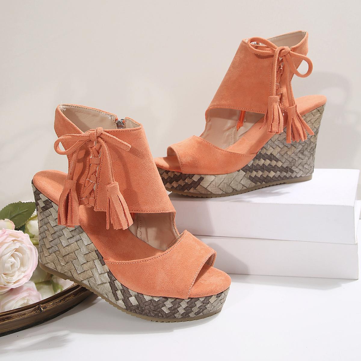 

Large size European and American wedge heel sandals women s 2025 spring and summer fringed high heel fish mouth platform women s shoes muf 35 чорний