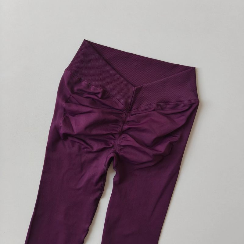 

High-Waisted European and American Style High-Elastic Butt-Lifting Fitness Pants, Peach Butt Tight Seamless Leggings, Yoga Cropped Pants for Women Sauce purple S(40-50kg)
