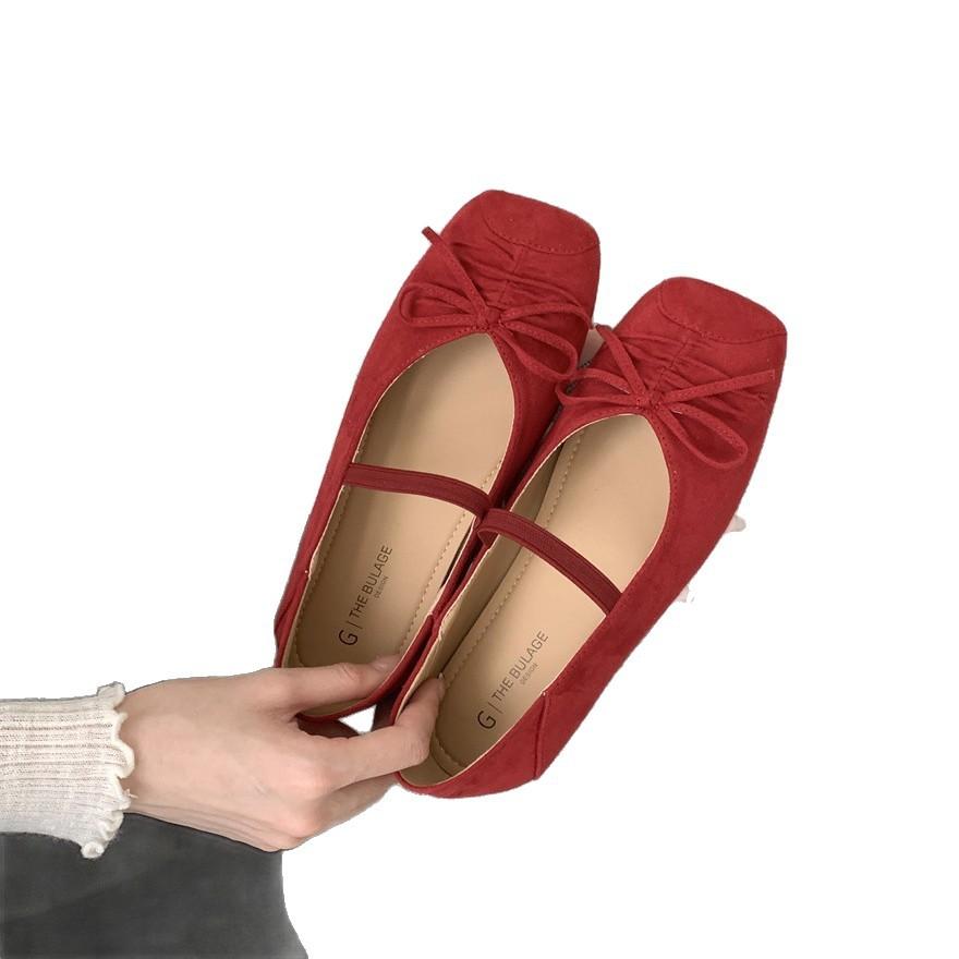 Soft-soled suede shallow mouth single shoes women's flat-soled 2025 autumn evening ballet shoes with skirts Doudou Mary Jane shoes