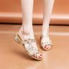 Summer New 2025 Rhinestone Slippers Ladies Chunky Heels Hollow Anti-slip Casual Slippers Fashion Beach Flip Flop Sandals