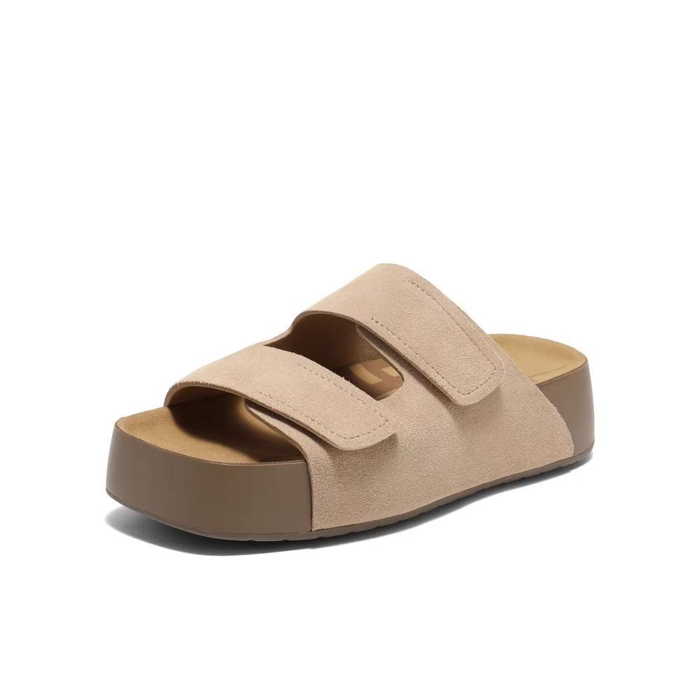 Fashion 2025 Fashion Thick Bottom Women's Slippers Summer New Women's Sandals Luxury Designer Sandals Flat Shoes for Women