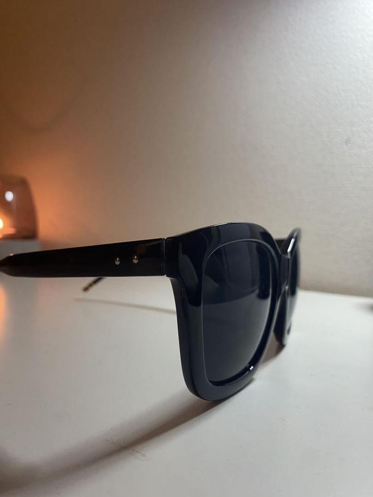 [USED] gdragon sunglasses