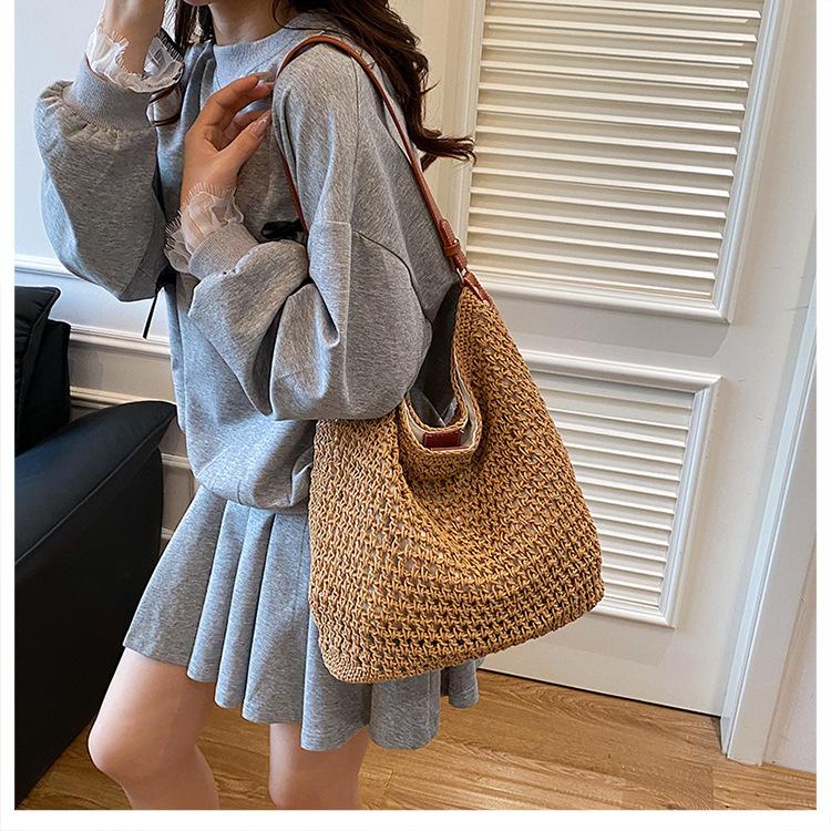 Hand-woven Straw Bag Women's Large-capacity New Shoulder Crossbody Seaside Vacation Beach Bucket Bag