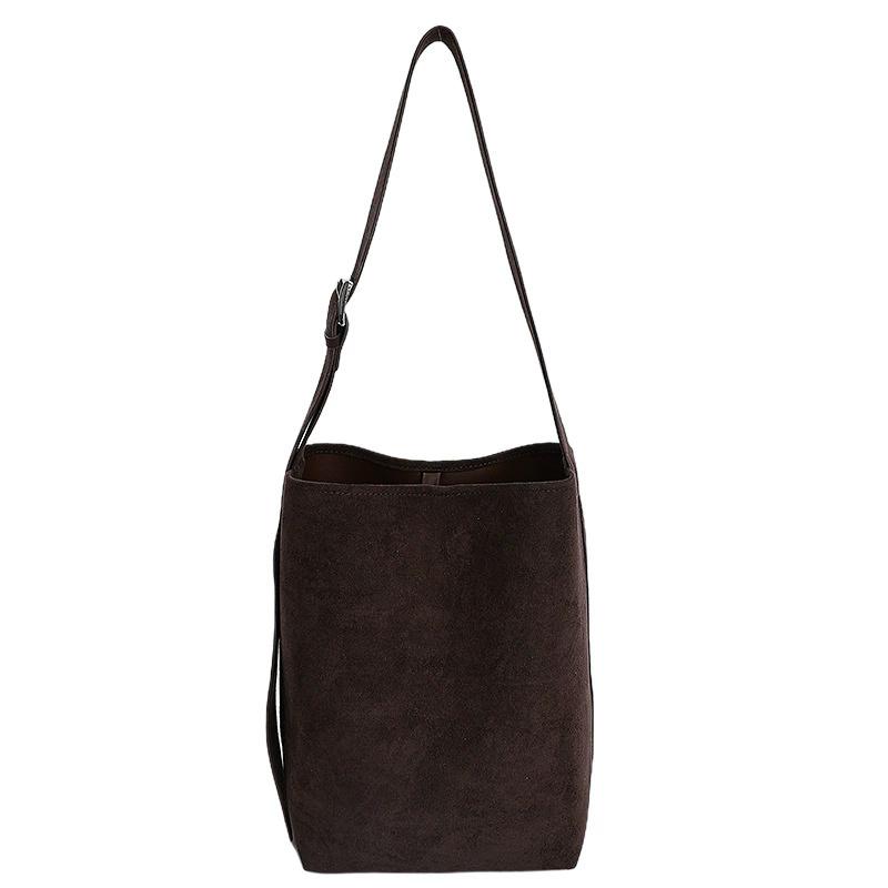 

Women s Vegan Suede Bucket Bag Soft Large Capacity Shoulder Bag with Adjustable Strap for Daily Use кавовий