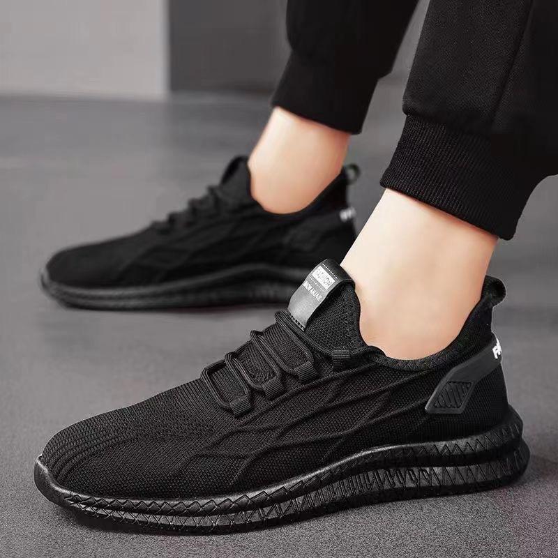 Soft-soled men's shoes summer new light and breathable running shoes mesh white shoes flying woven trendy shoes