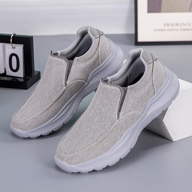 

Autumn new one-pedal men s shoes large size platform casual shoes men s outdoor breathable denim sneakers 39 светло-серый