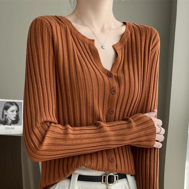 

Жіночий кардиган у смужку з круглим вирізом: Легкий ранньовесняний вовняний светр вільного крою від маленького до великого розміру. XXL