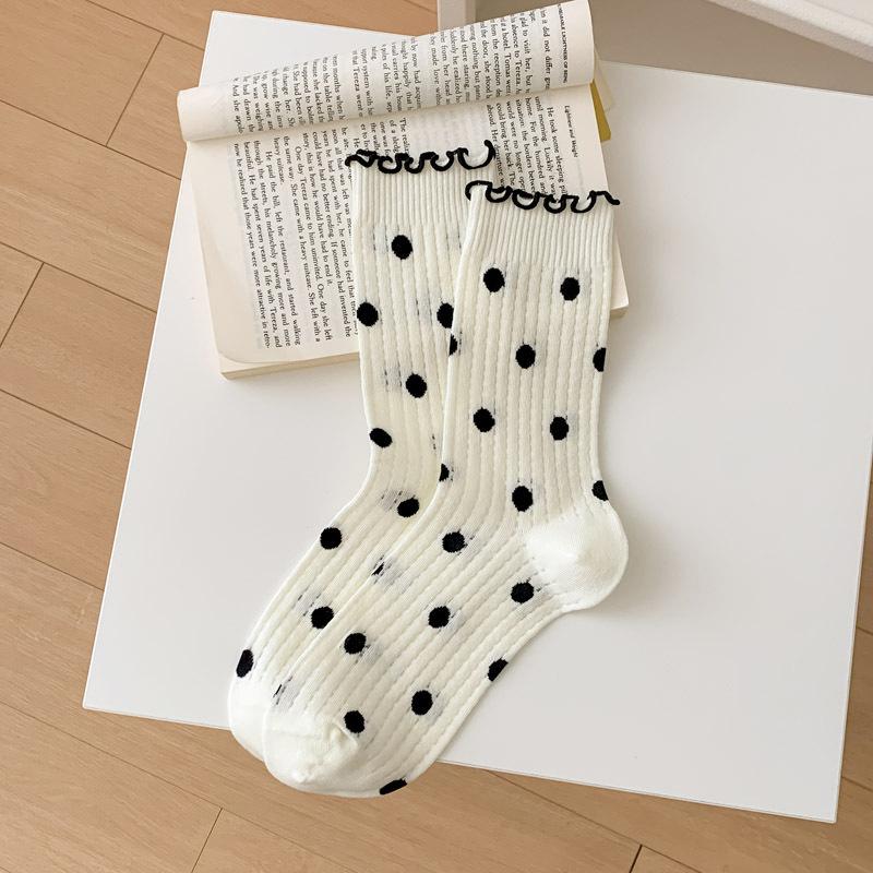 

Female Spring and Summer Thin New Wave Dot All Kinds of Wooden Ear Side Mesh Cotton Tube Pile Socks 1 pair білий