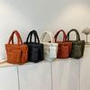 Stylish Large Capacity Quilted Tote Bag For Women Fashionable 2023 Trendy Shoulder Bag