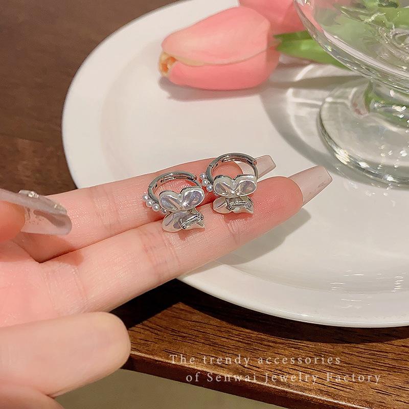 ins wind zircon pearl butterfly ear buckle female retro super fairy temperament silver ear buckle new high-end ear jewelry