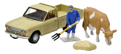 Tomica Limited Vintage Datsun 1300 Truck Light Brown with Figure Completed Product 1/64 LV-195d