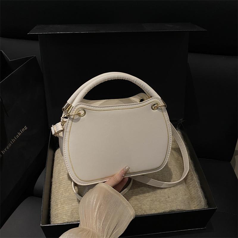 Bag, new messenger bag, high-end gift for girlfriend, shoulder handbag, simple commuter bag