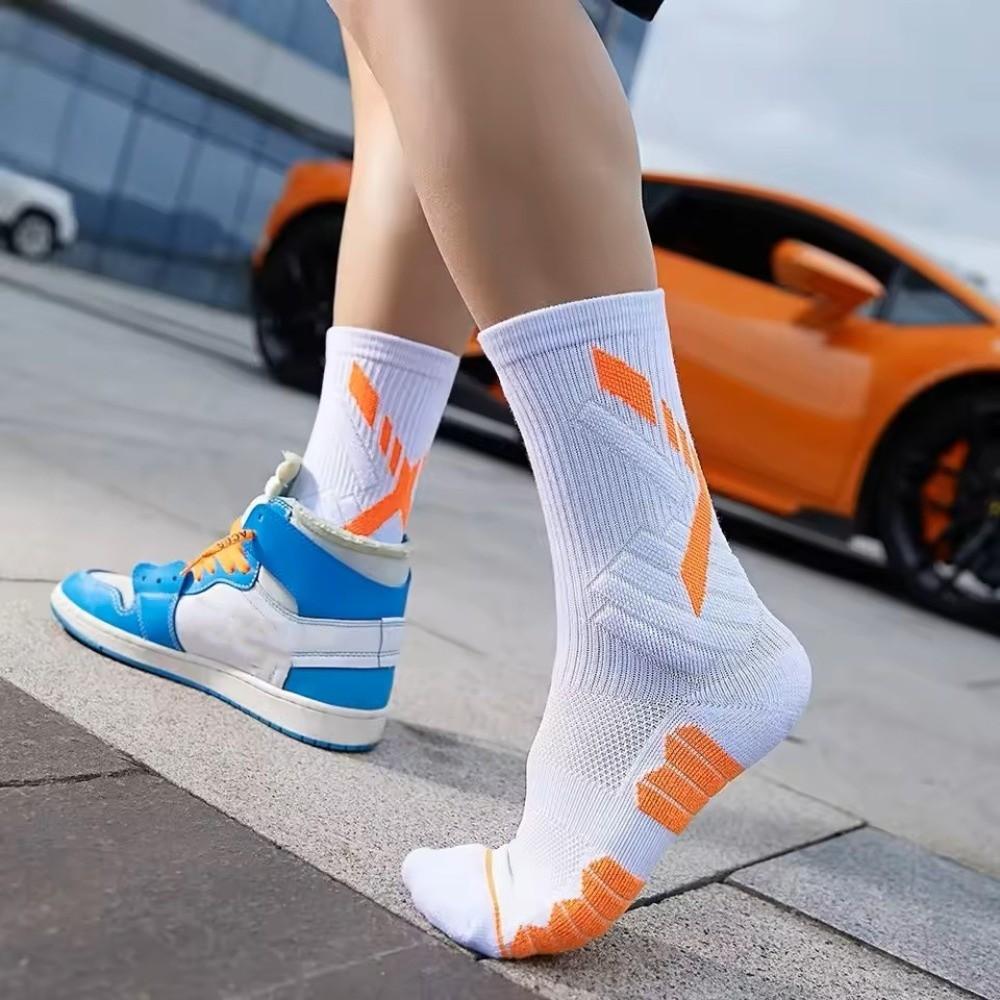 Middle Tube Sport Socks Non Slip Running Stocking High Quality Basketball Socks Men