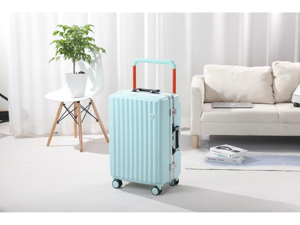 20-Inch Lightweight Aluminum Suitcase with Universal Wheels for Female Students