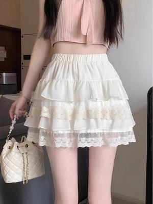 Mini-jupe trapèze en dentelle blanche: Taille Haute, Amincissant, Design Bouffant pour l'Été.