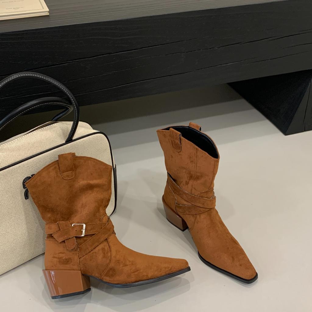 2025 new retro square head thick heel simple British style fashion versatile metal button Martin boots women