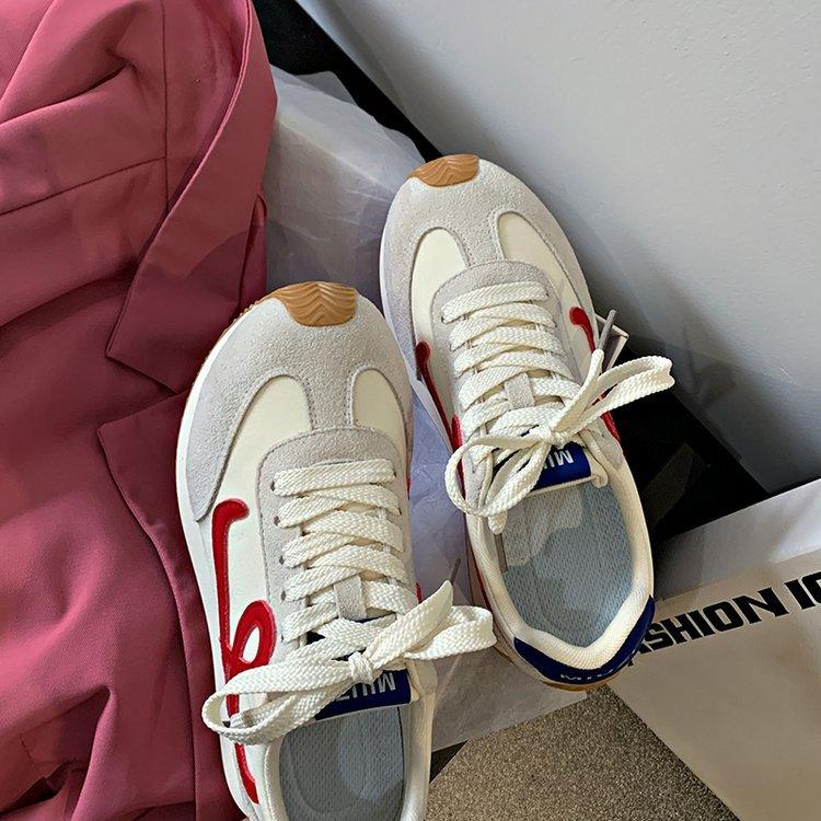 2025 spring and autumn stars of the same style~ German training shoes women's inner height increase crooked wide head casual retro ins tide ca