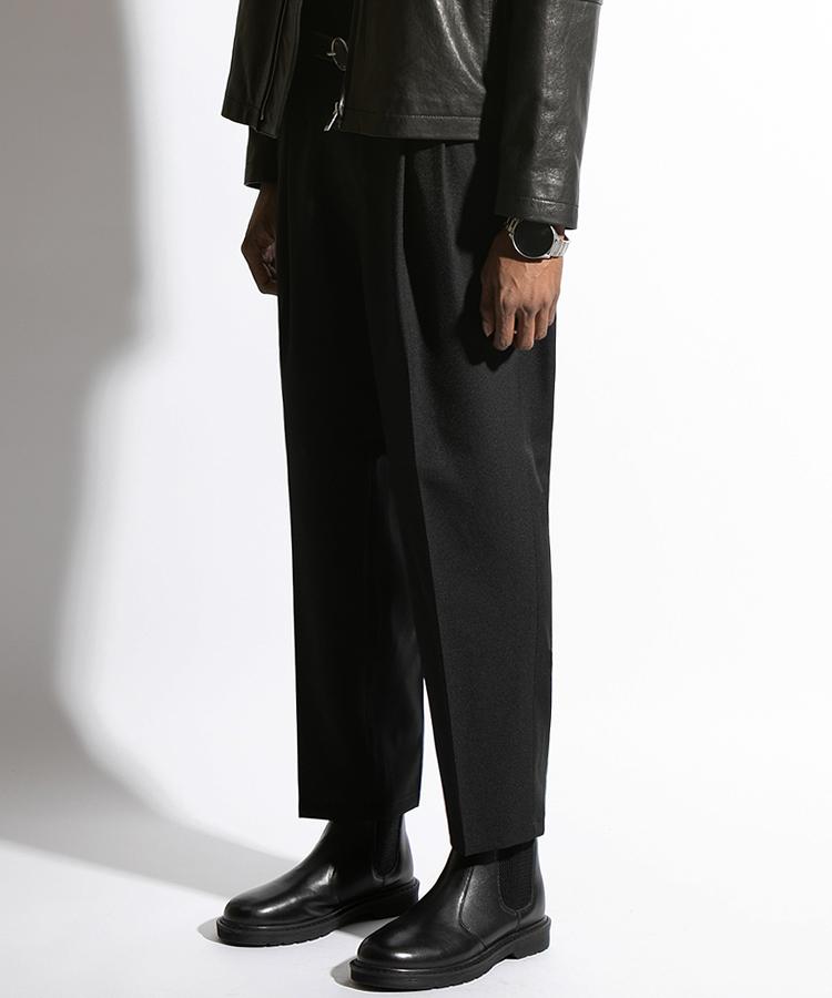 Seuteulaikeu Elegant Two-Pleated Trousers (Black)