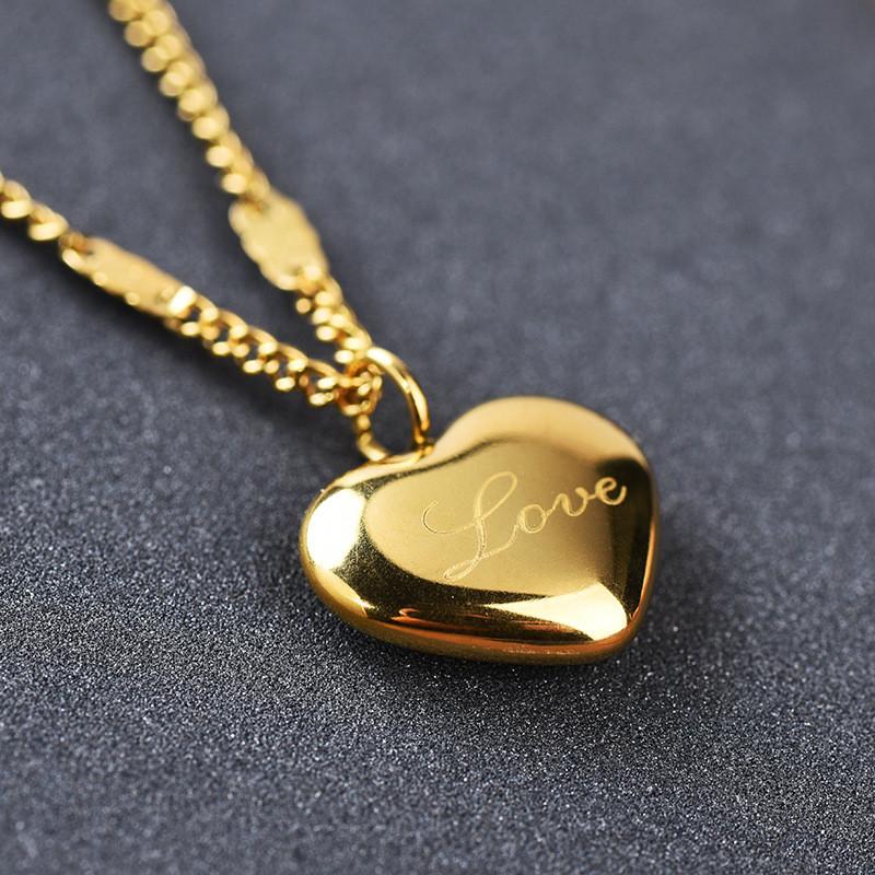 Charming Heart Love Pendant Necklace For Women Stylishly Crafted From Titanium Steel