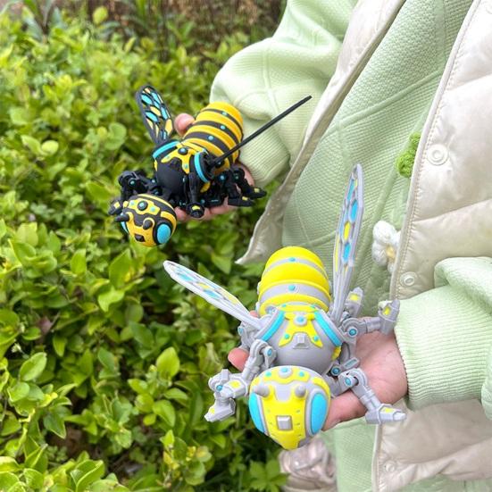 3D Printed Mechanical Bee Figurine Collectible Cyberpunk Hornet Ornament With Movable Joints 1 Pc