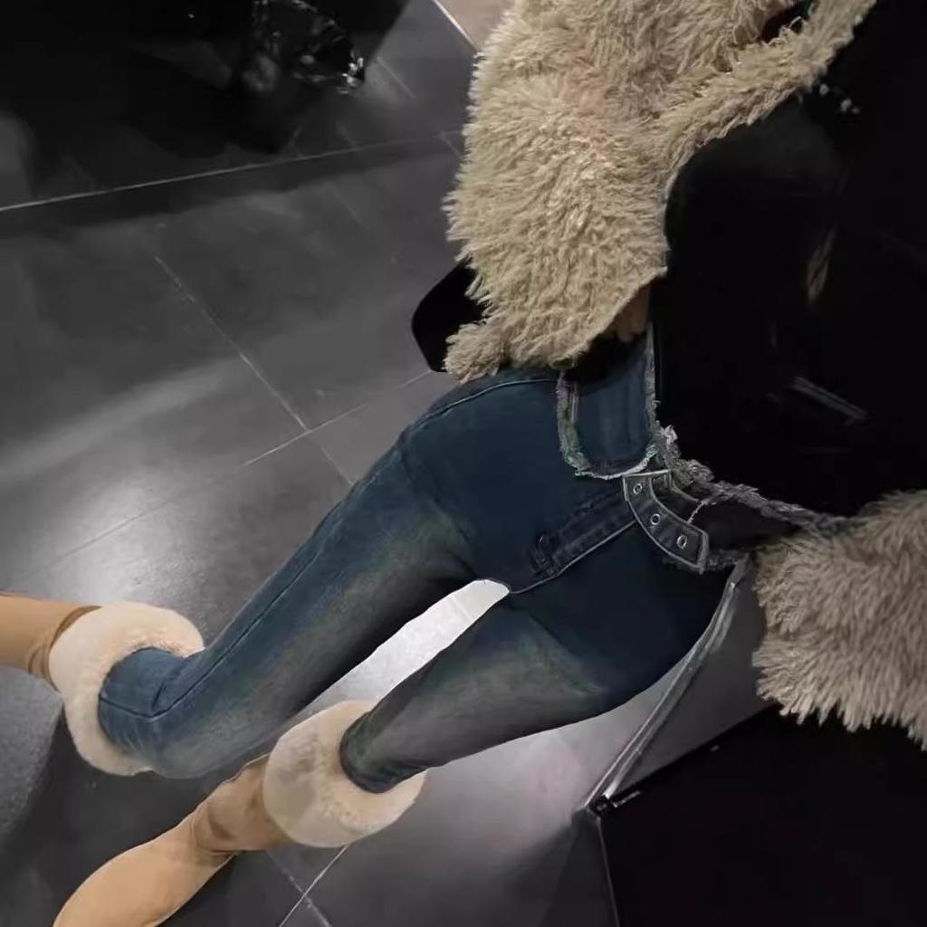 High Waist Plus Velvet Women's Winter 2024 Slim Fit Raw Edge Skinny Jeans