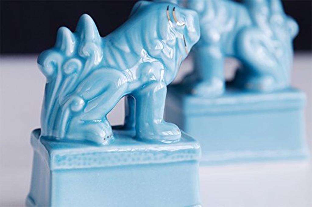 Moa Feteli Shinto Altar for Shinto Items Votive Celadon Guardian Dog Spinning Top Dog Feng Shui Ornament Warding Off Evil Amulet Feng Shui Goods Shisa