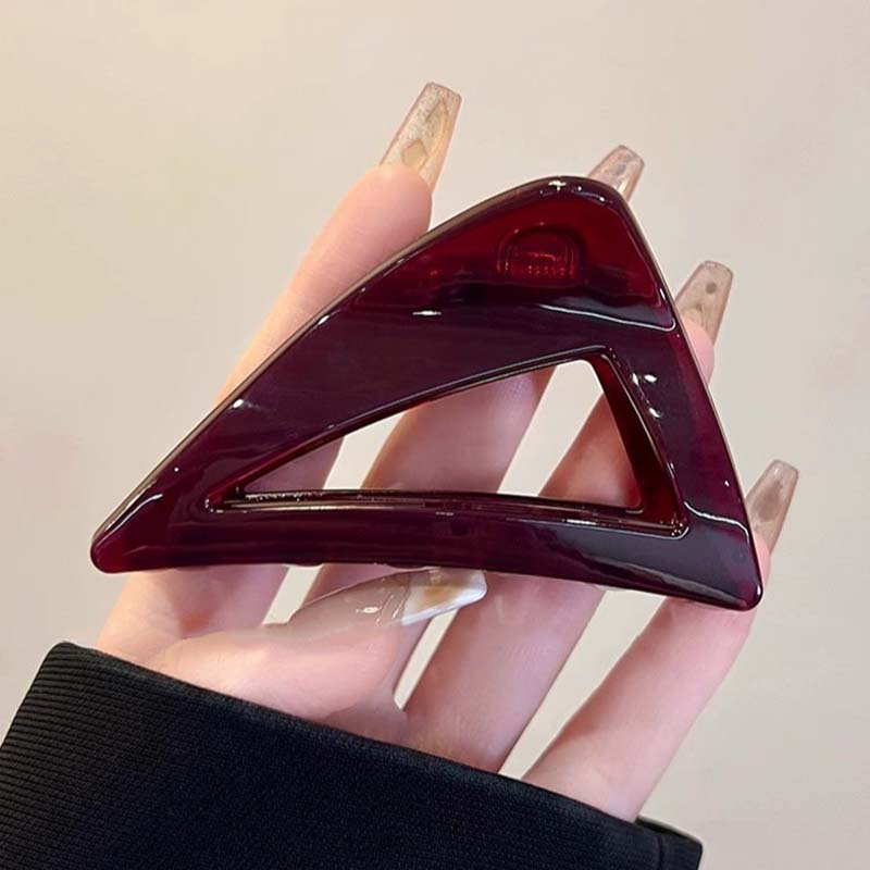 

Korea Red Acrylic Triangle Hair Claw Clip or Women Girl Fashion Elegant Geometric Shark Clip Hairpins Headwear Hair Accessories