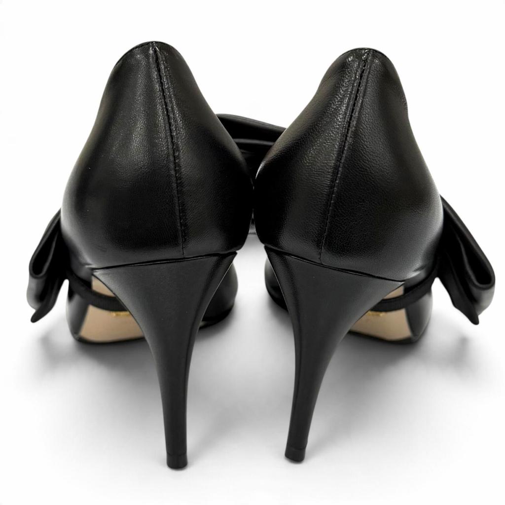 Great GUCCI pumps Leather with jeweled buckle and ribbon band. 35.5 481176 Used