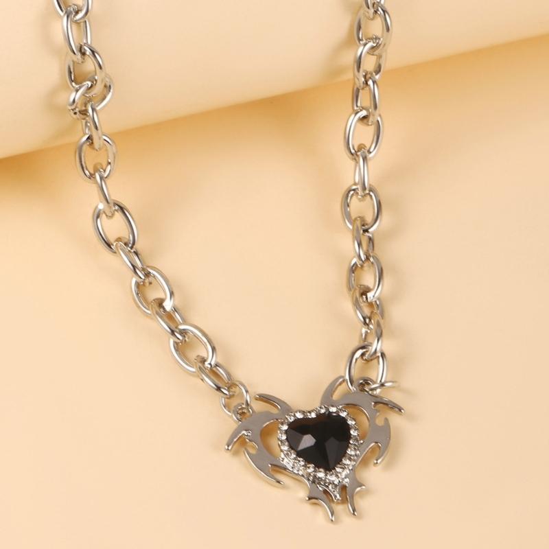 Zircon Love Pendant Necklaces Alloy Material Heart Pendant Necklaces Thick Chain Necklaces Party Jewelry Gift for Women