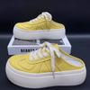 Scarpe da donna con suola spessa che aumentano l'altezza, versatili scarpe da ginnastica, nuovo stile di mezze pantofole chiuse e scarpe lazy