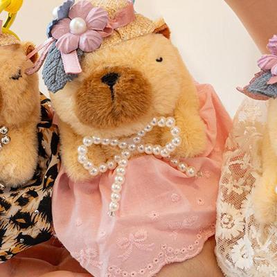 13cm Capybara Bag Pendant Keychain, Snuggling Stuffed Animal Toy, Plush Doll for Birthday