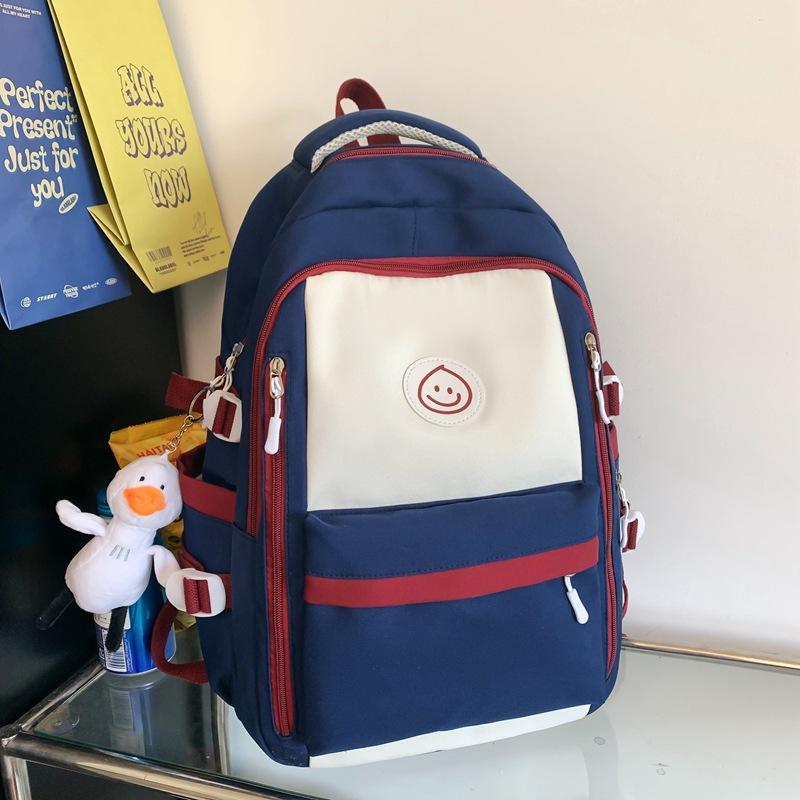 Korean Version of Junior High School Students' Large-capacity Backpack Simple Middle School Students' Burden Reducing Leisure Backpack
