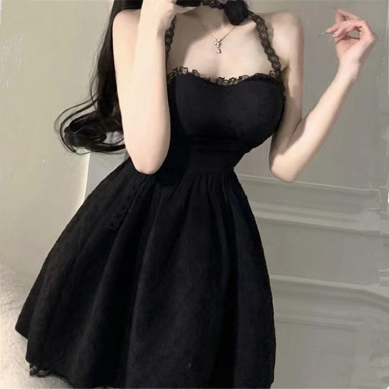 French High-end Black Strap Sling Dress for Women's Summer New Design Waist-hugging and Slimming Party Evening Dress