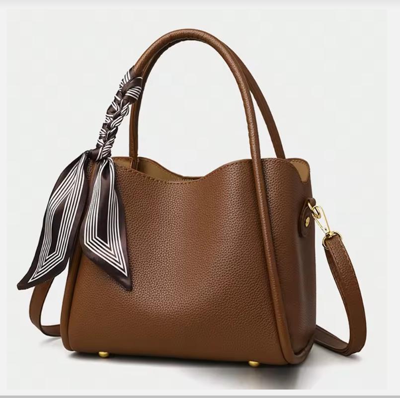 New autumn and winter fashion all-match retro style handbag solid color adjustable shoulder strap shoulder messenger bag