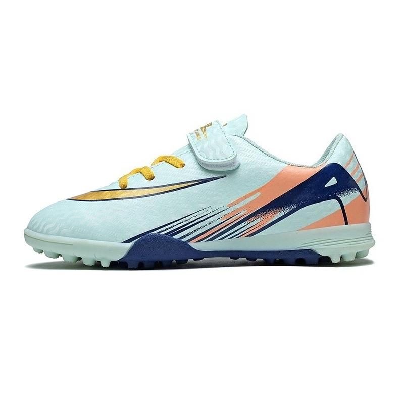 New Kids Indoor Soccer Shoes Non Slip Professional Football Boots Original Football Field Boots Children Futsal Sneaker Match